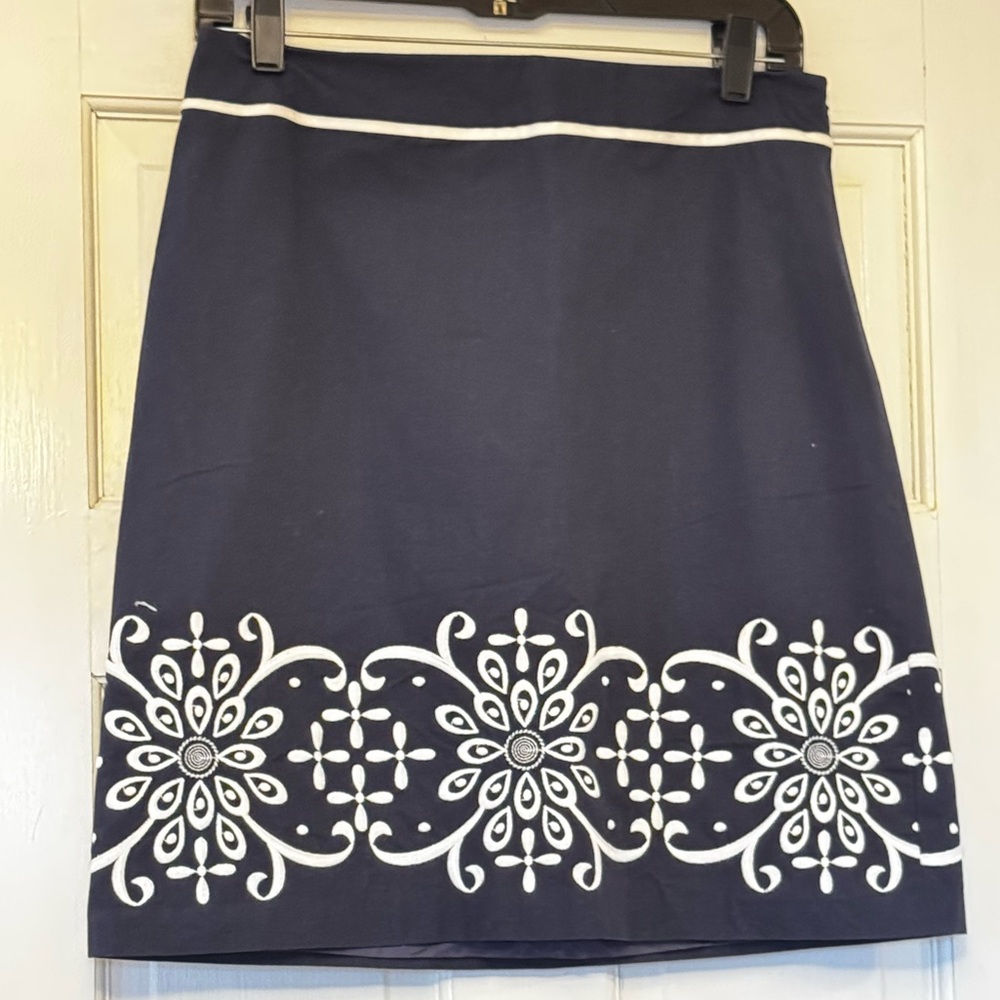 Ann Taylor Navy and White Floral Mini Skirt